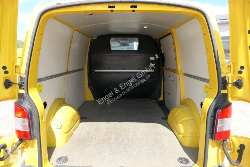 Volkswagen T5 Transporter 2.0 TDI 2-Sitzer...