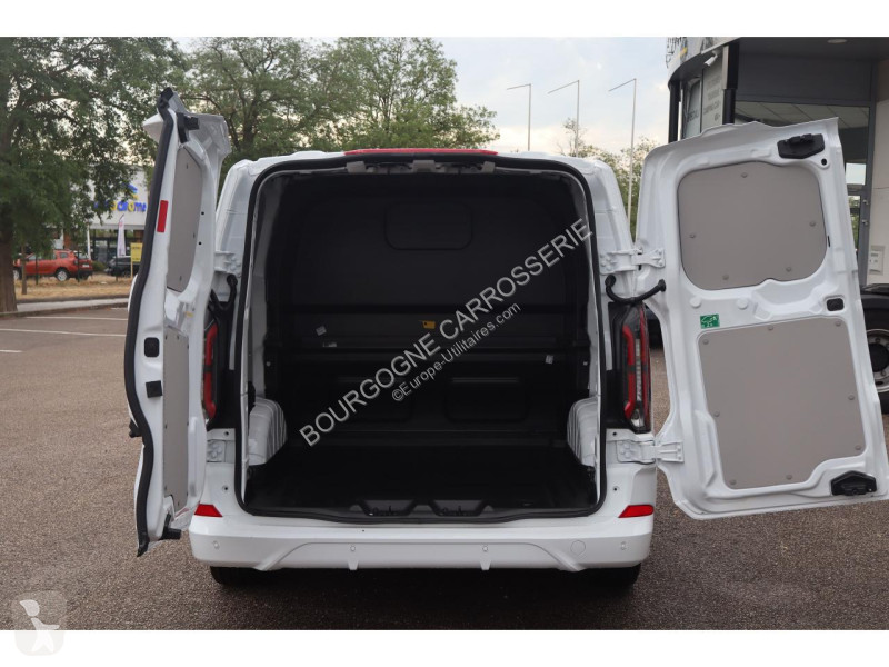 Véhicule utilitaire Ford TRANSIT CUSTOM 2.0...