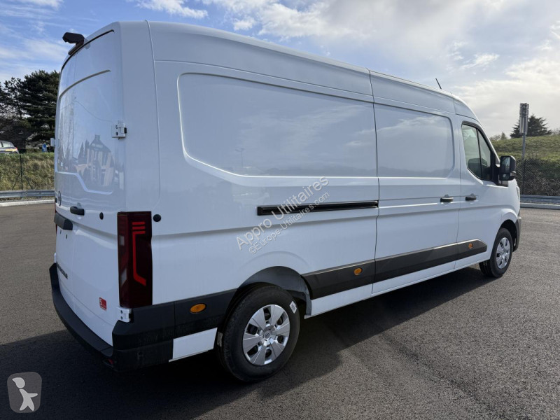 Véhicule utilitaire Nissan INTERSTAR 3.5t L3H2...