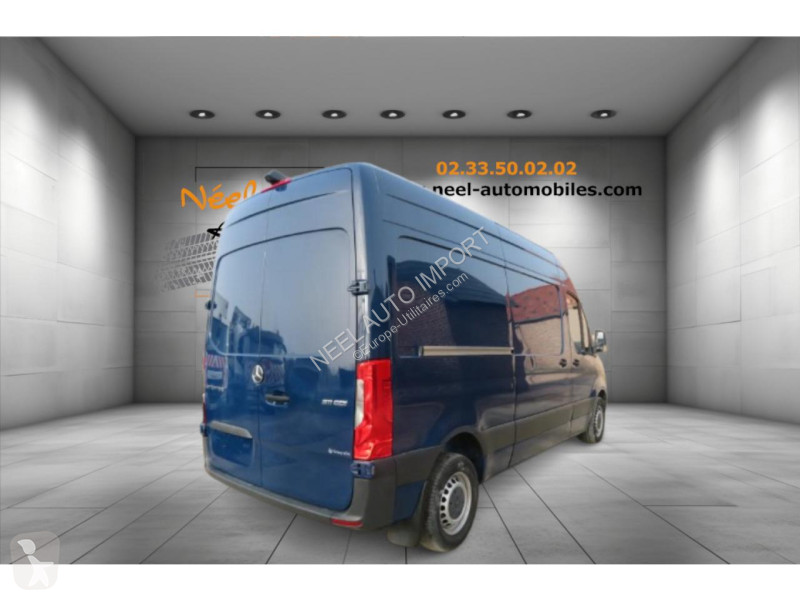 Véhicule utilitaire Mercedes SPRINTER 311 CDI...
