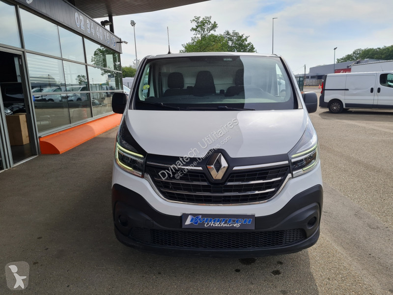 Véhicule utilitaire Renault TRAFIC III FG L1H1...