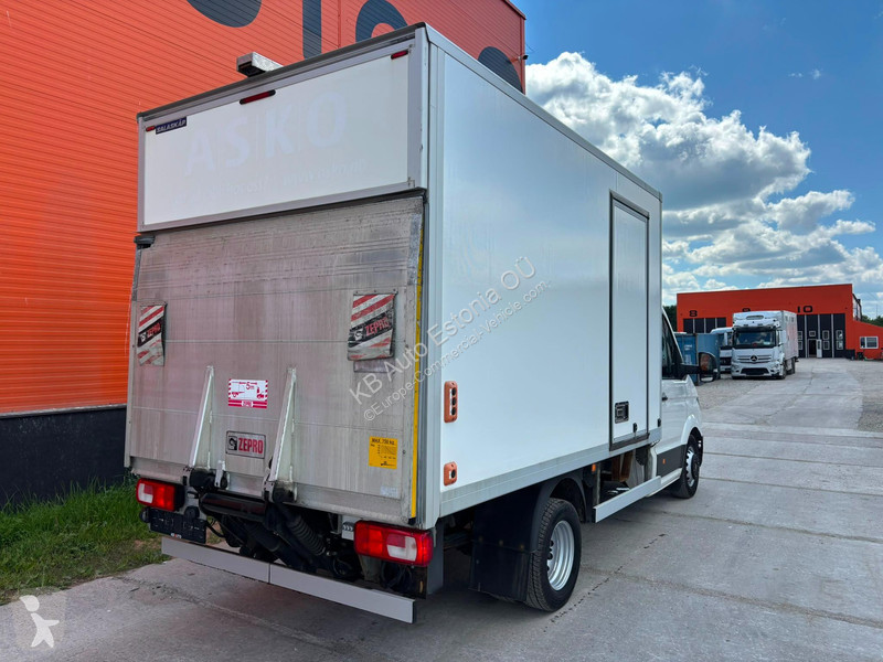 Furgoneta Volkswagen 50 4x2 TK V-300MAX / BOX...