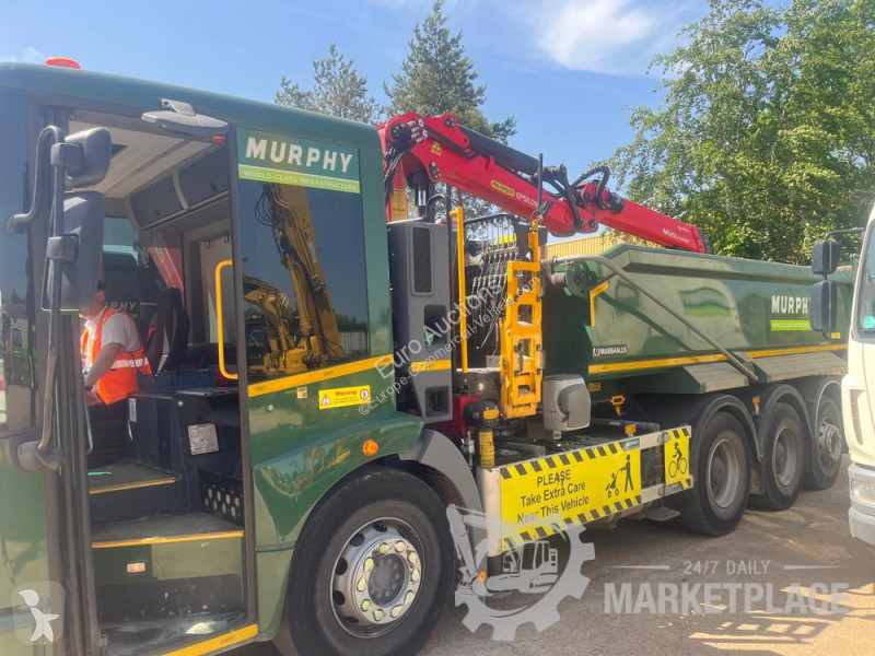 Bedrijfswagen Mercedes ECONIC 3235