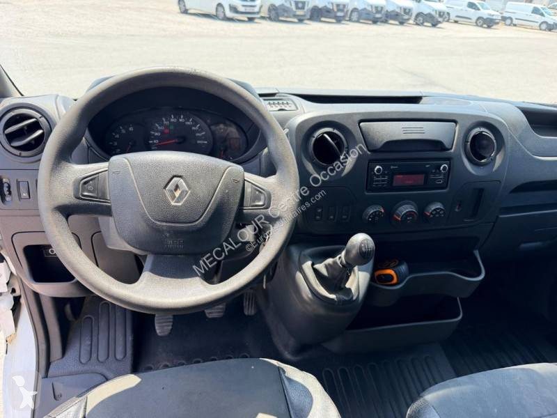 Samochód dostawczy Renault