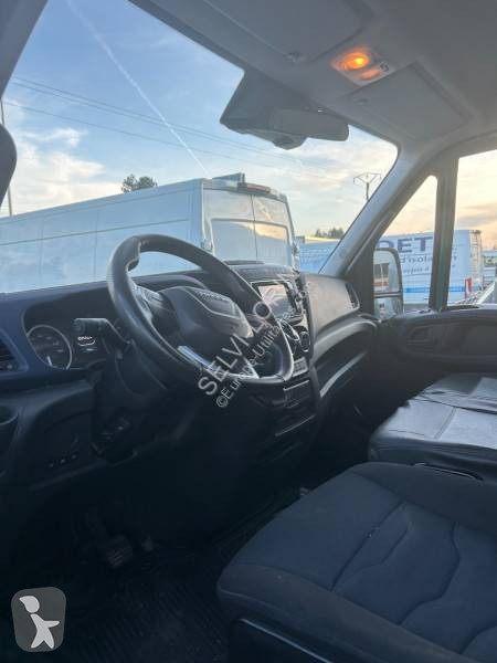 Furgoneta Iveco