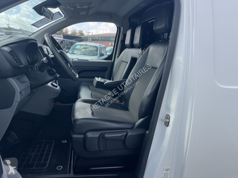 Véhicule utilitaire Peugeot EXPERT FG STANDARD...