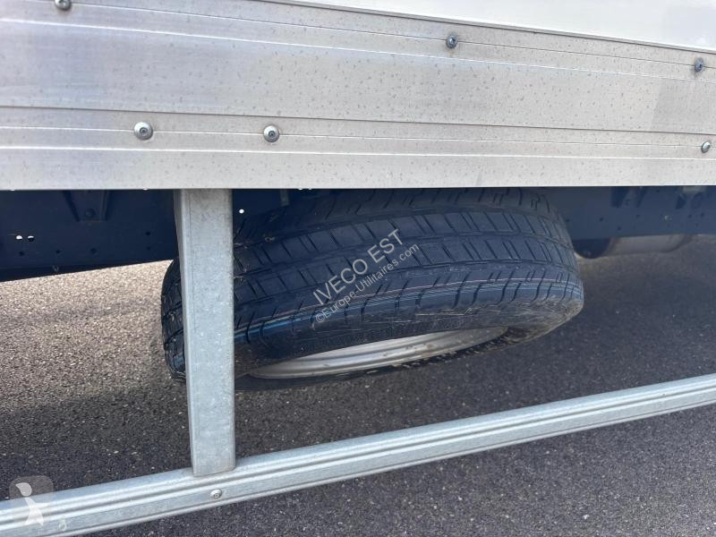 Véhicule utilitaire Iveco CCb 35C16 - 3.0L -...