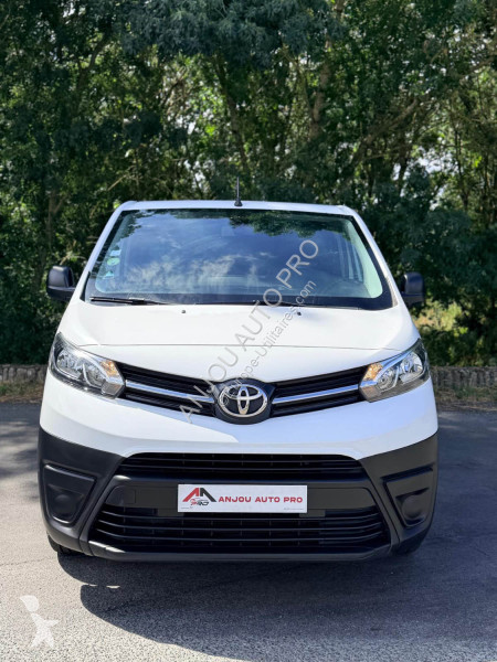 عربة نفعية Toyota LONG 120 D-4D BVM6 DYNAMIC