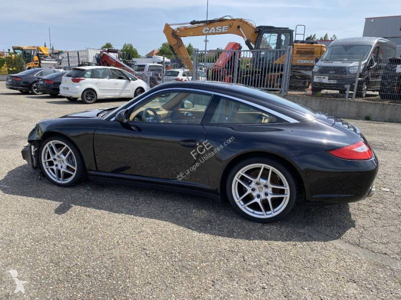 Véhicule utilitaire Porsche