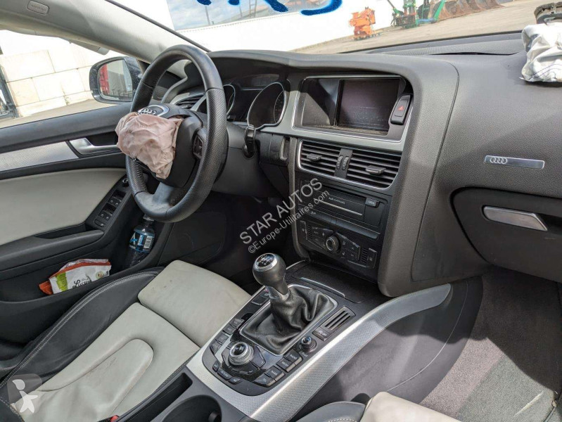 عربة نفعية Audi