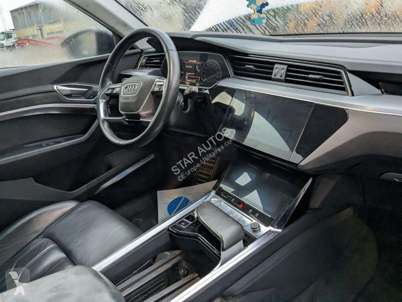 Véhicule utilitaire Audi