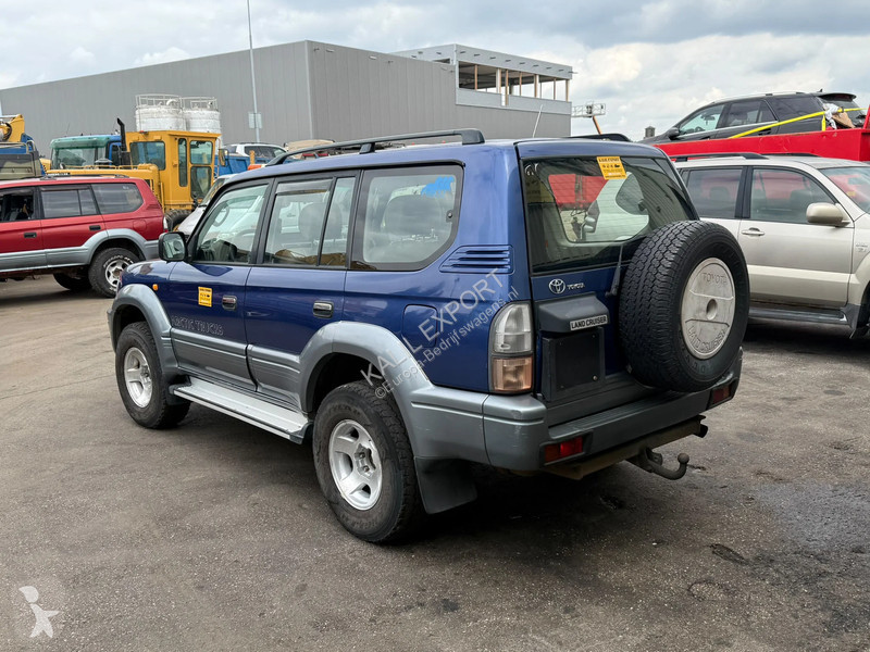 Toyota 4x4 4DW - 5 Seats - Automatic Gearbox -...