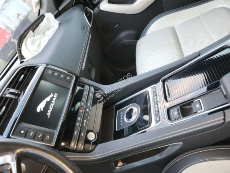 Samochód dostawczy Jaguar