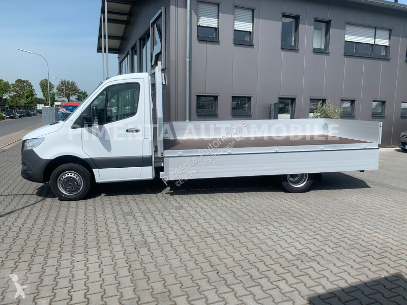 Furgoneta Mercedes 517 43 5t ALU PRITSCHE 4,40m...
