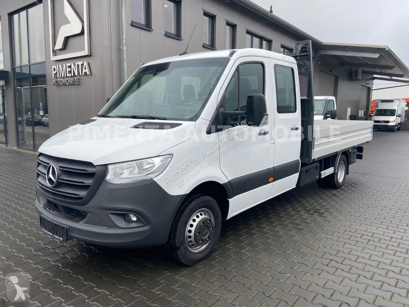 Furgoneta Mercedes 517 43 DOKA 5t PRITSCHE AHK...