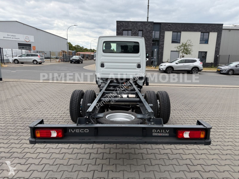 Iveco 70C18HP 4100mm CHASSIS LUFTFED KLI LED...