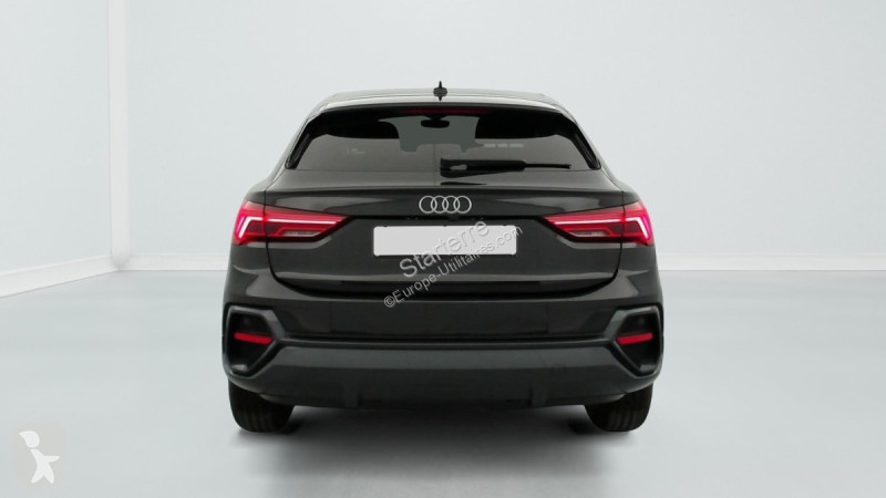 Audi Q3 Transporter