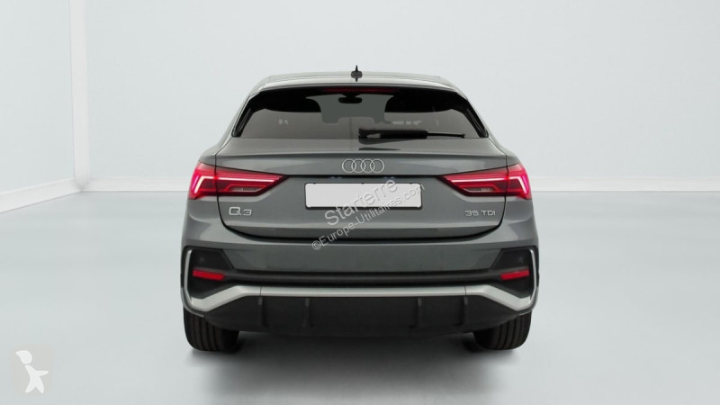 Audi Q3 Transporter
