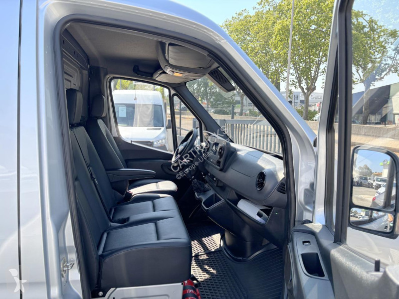 عربة نفعية Mercedes SPRINTER 33N 3.5t 311 CDI...