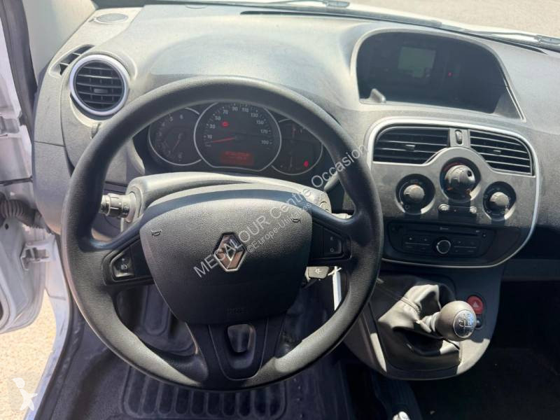 عربة نفعية Renault