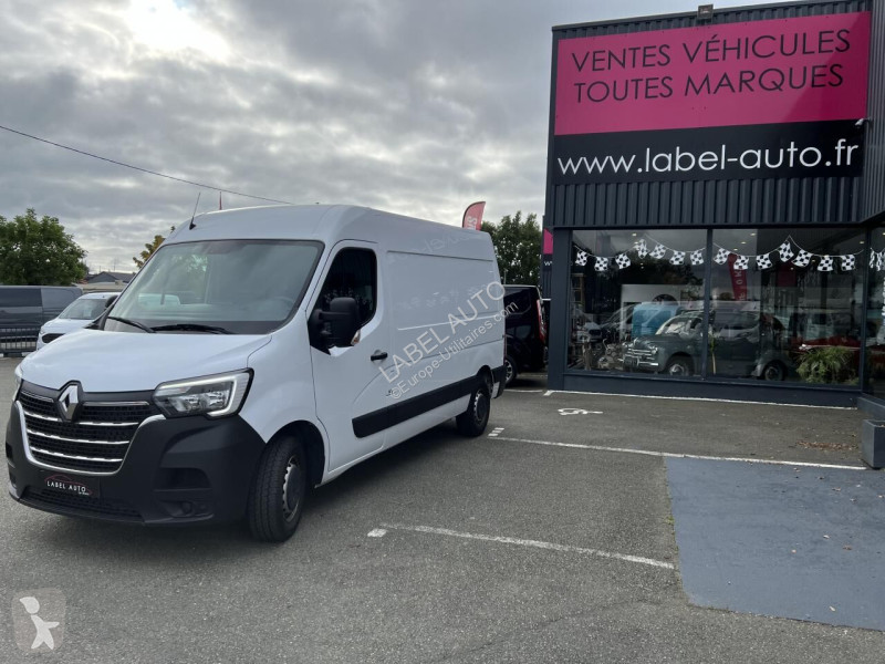 Véhicule utilitaire Renault 2.3