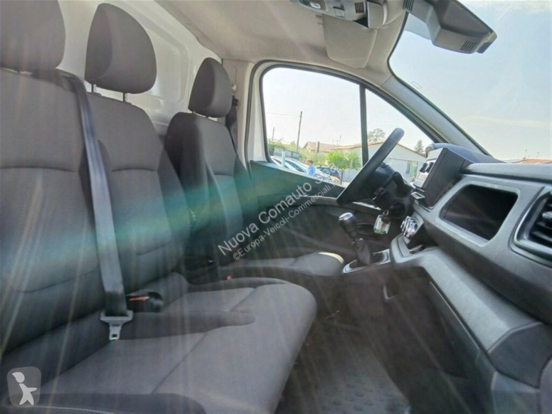 عربة نفعية Renault IV