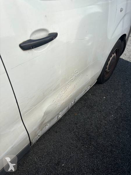عربة نفعية Peugeot