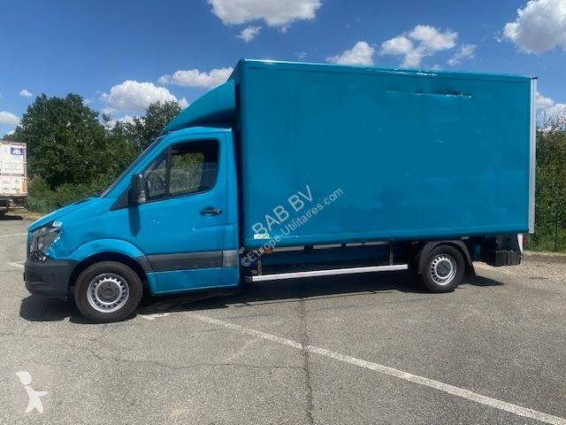 Furgoneta Mercedes