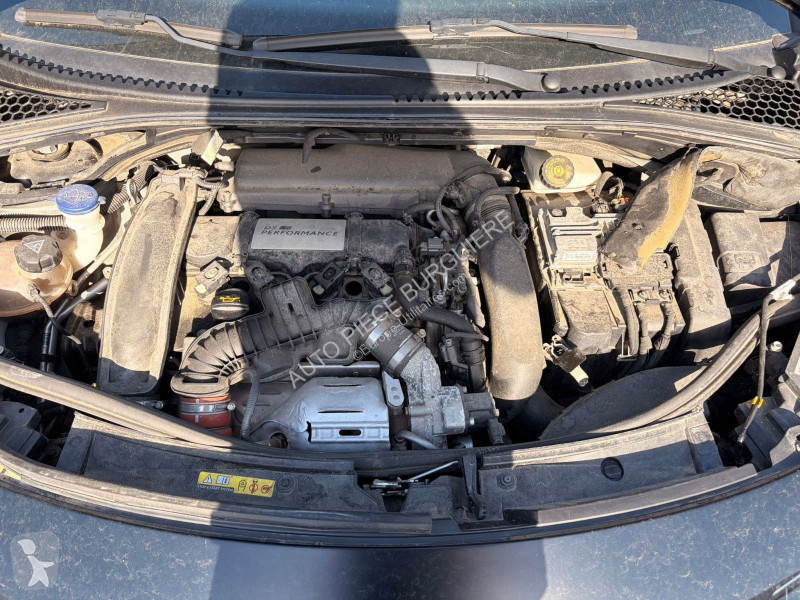 DS 3 Cabrio Performance 1.6 THP 208 / EK038...
