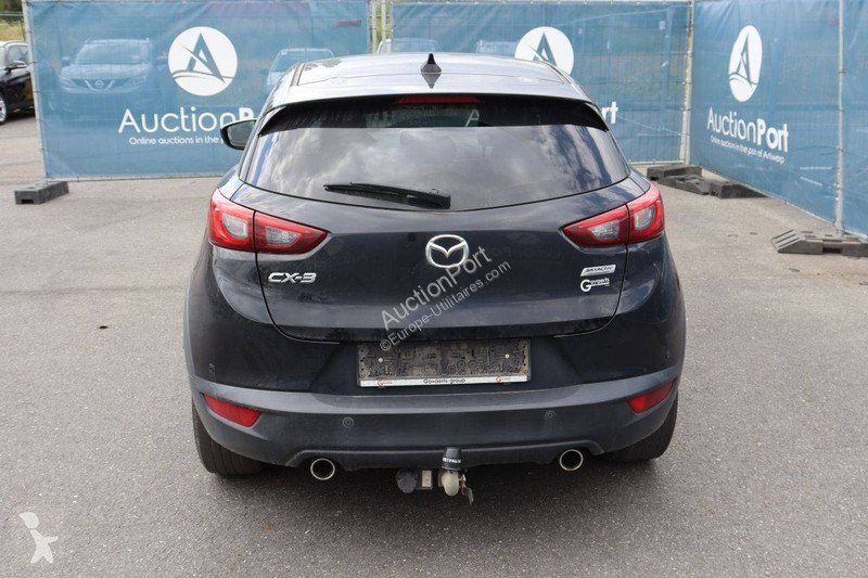 Samochód dostawczy Mazda  CX3
