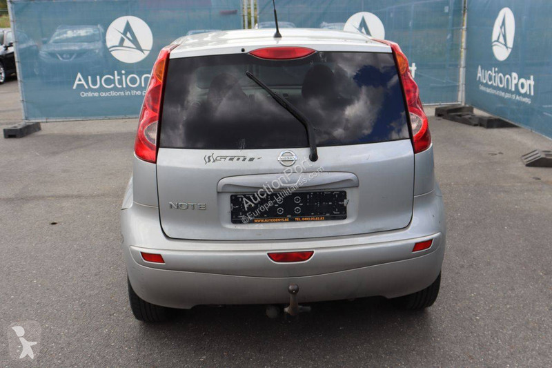Nyttofordon Nissan