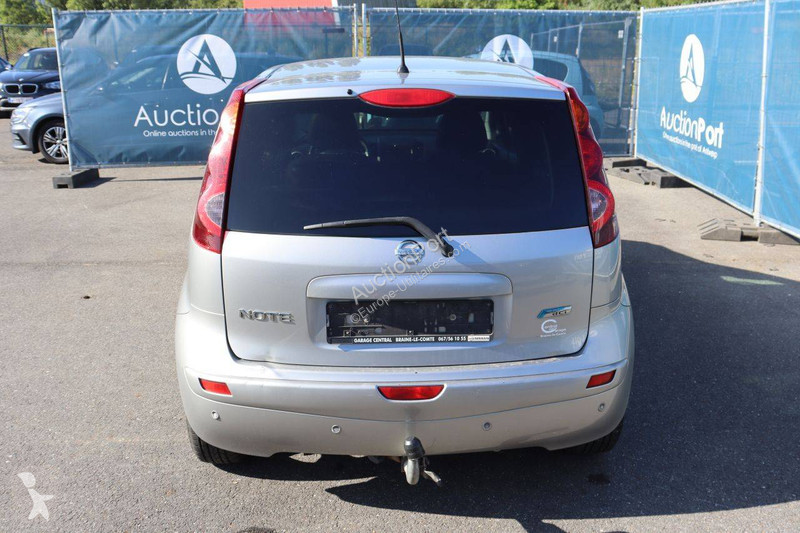 Veicolo commerciale Nissan