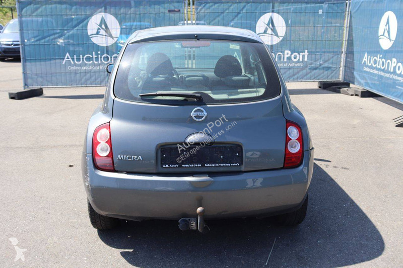 Furgoneta Nissan