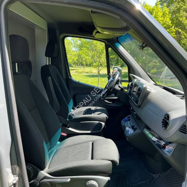 Véhicule utilitaire Mercedes