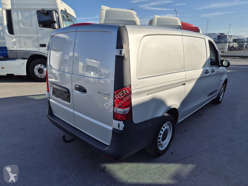 عربة نفعية Mercedes Vito