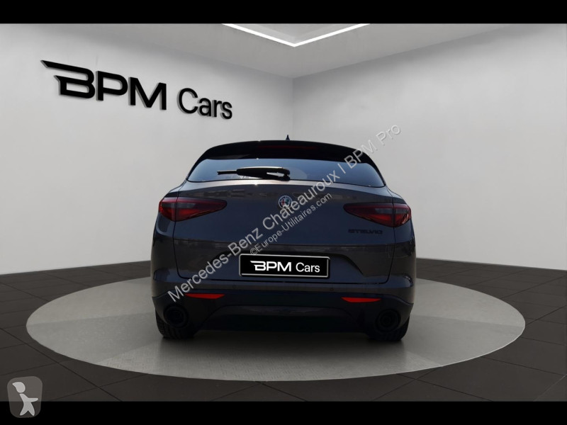 Samochód dostawczy Alfa-Roméo Stelvio 2.2...