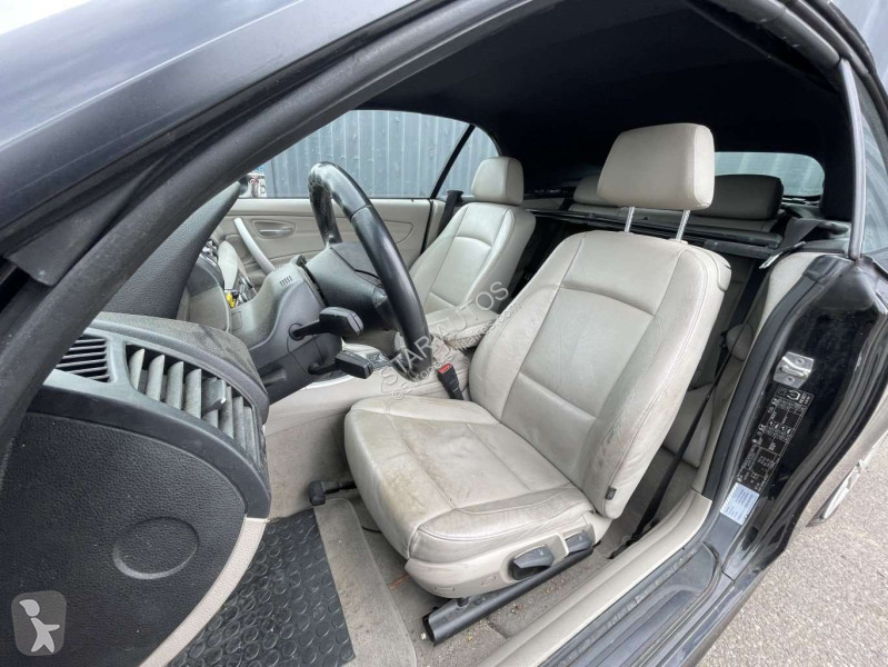 عربة نفعية BMW