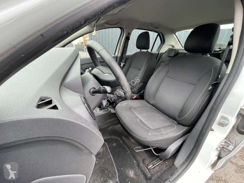 عربة نفعية Dacia