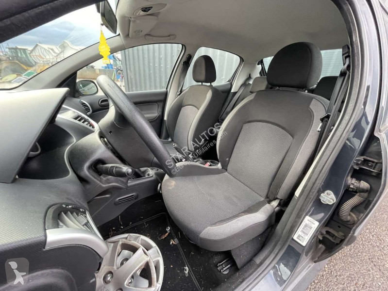 Véhicule utilitaire Peugeot