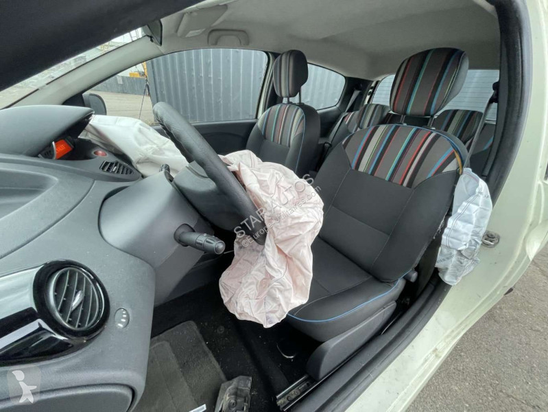 عربة نفعية Renault