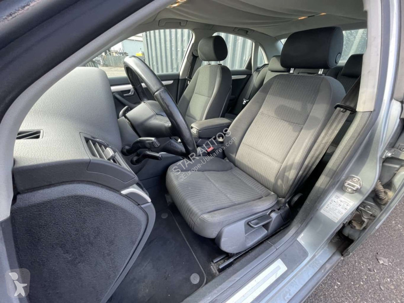 عربة نفعية Audi