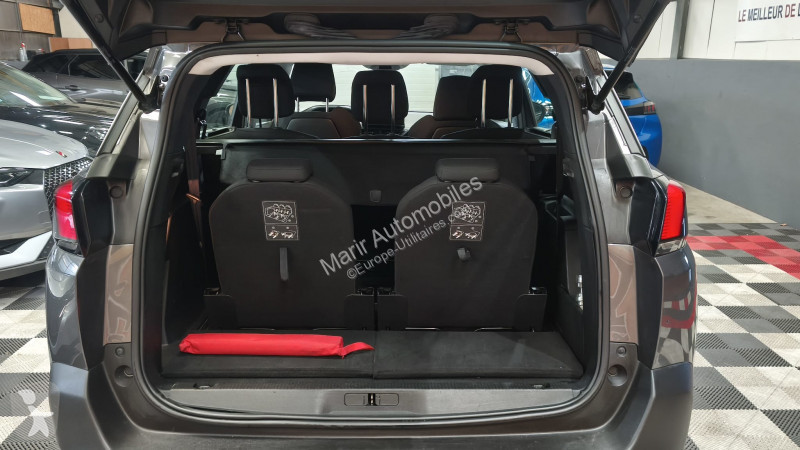 Véhicule utilitaire Peugeot