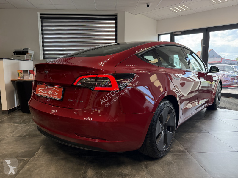 Tesla MODEL 3 LONG-RANGE DUAL MOTOR AWD MY21 van