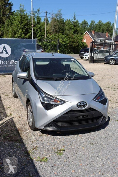 Autoutilitară Toyota