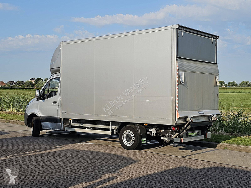عربة نفعية Mercedes 317 Bakwagen Laadklep!