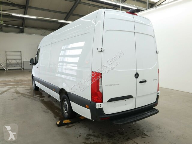 عربة نفعية Mercedes Sprinter 317...