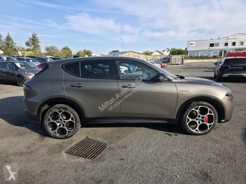 Veicolo commerciale Alfa-Roméo TONALE 1.5 mHEV...
