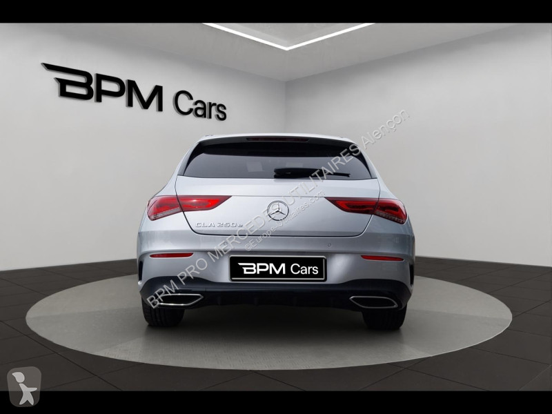Samochód dostawczy Mercedes CLA Shooting Brake...