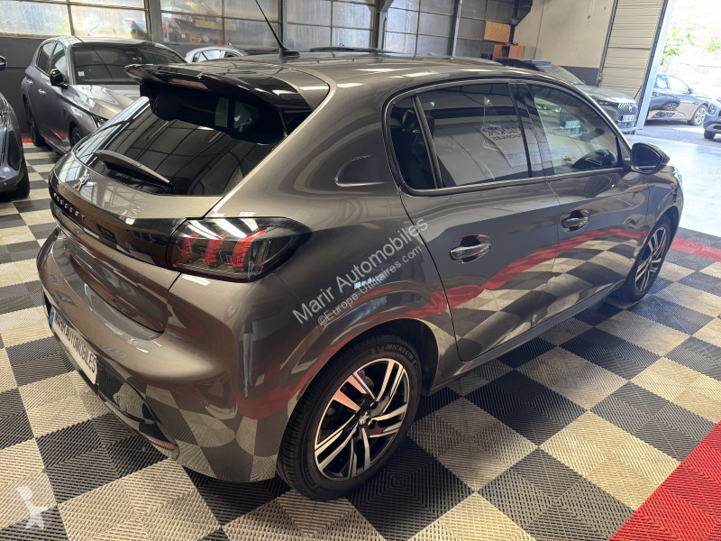 Samochód dostawczy Peugeot 208