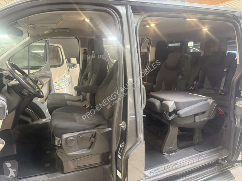 عربة نفعية Ford TOURNEO CUSTOM 300 L2H1 2.2...